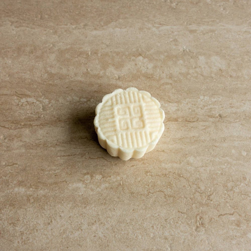 
                  
                    itchy scalp shampoo bar in handy travel size 35g wrapped in paper fragrance free gluten free good for dandruff psoriasis and other scalp conditions
                  
                